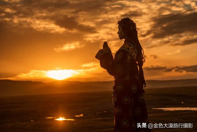 正月甘南,才是真正的信仰天堂,带你走进藏区的盛大节日--晒大佛