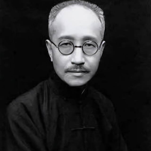 蒋介石孙子提出“两蒋”移灵大陆，台湾不同意，大陆一句话显格局