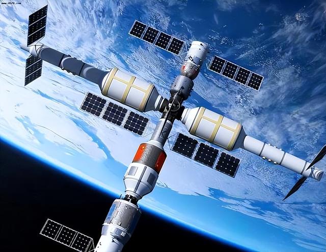 神舟20号疑遭碎片撞击，引发世界关注！中国紧急启动在轨体检程序