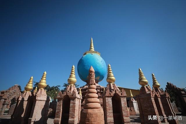 自驾营地：云南德宏州免费床车房车自驾露营地停车场主要景点美食