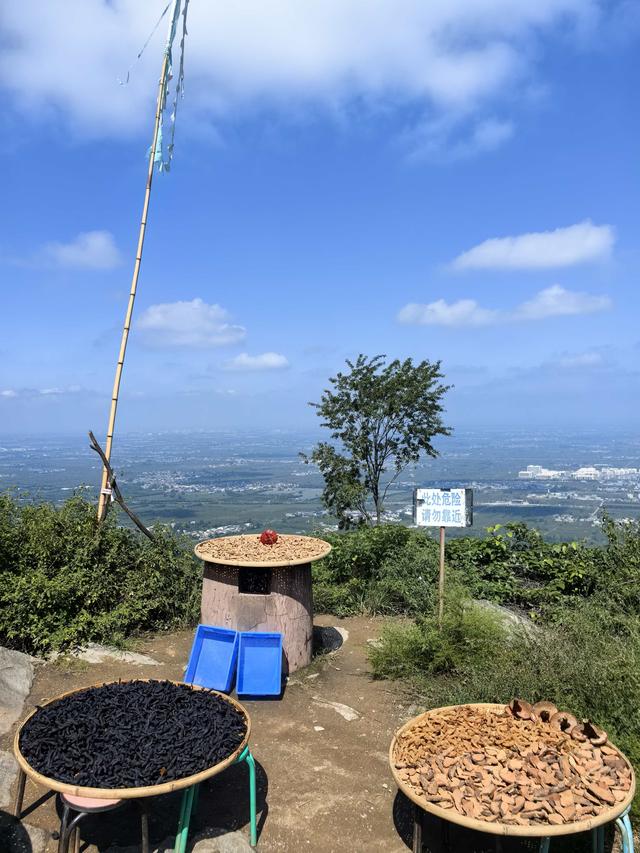 奔向炼丹炉：山上有了炼丹炉，爬山就有了奔头