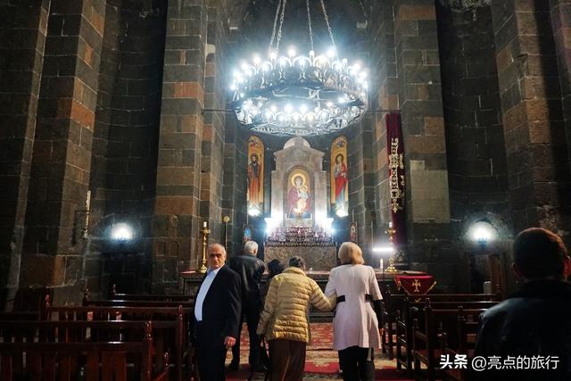 跟着丝绸之路去旅行高加索三国——亚美尼亚（偶遇教堂的婚礼）