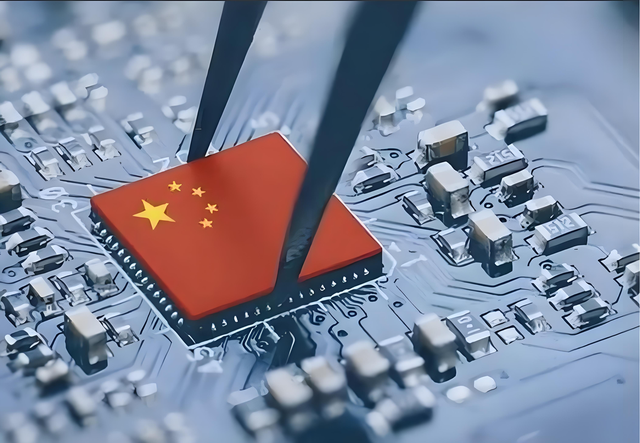 英伟达刚被约谈，中企便曝出2员工窃取核心技术给美国，后果严重
