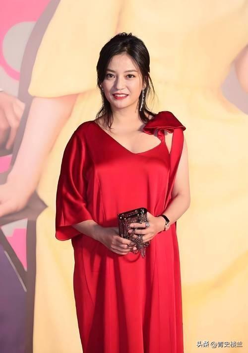 封杀四年，49岁赵薇突传消息，因胃癌去世传闻5个月前就真相大白