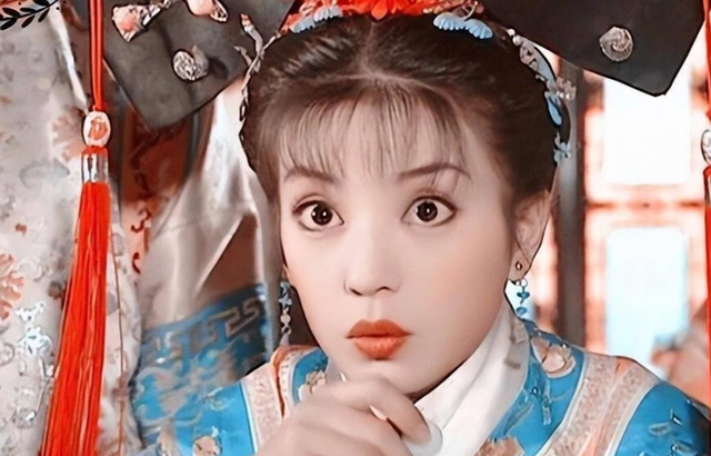 贼心不死！劣迹艺人赵薇走投无路，15岁女儿成她的最后一根稻草