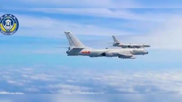 中方海空军出动，轰6J直扑黄岩岛，美国一声不吭，菲律宾慌忙改口
