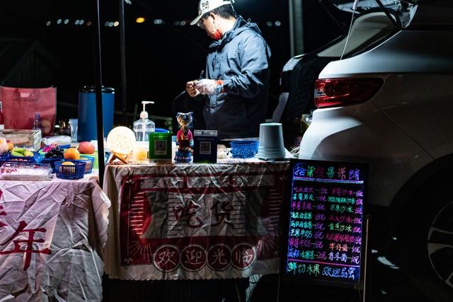 后备箱市集+自驾游："边买边玩"新模式爆火，周末出游新选择