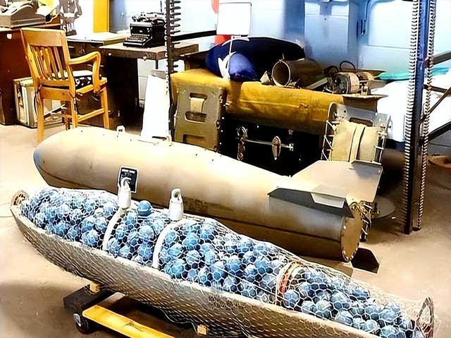 10分钟。2000士兵当场阵亡，数万名战士投降！集束炸弹威力太大