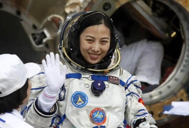 女航天员牺牲大，升空前必须要吃避孕药？其中缘由令人意外