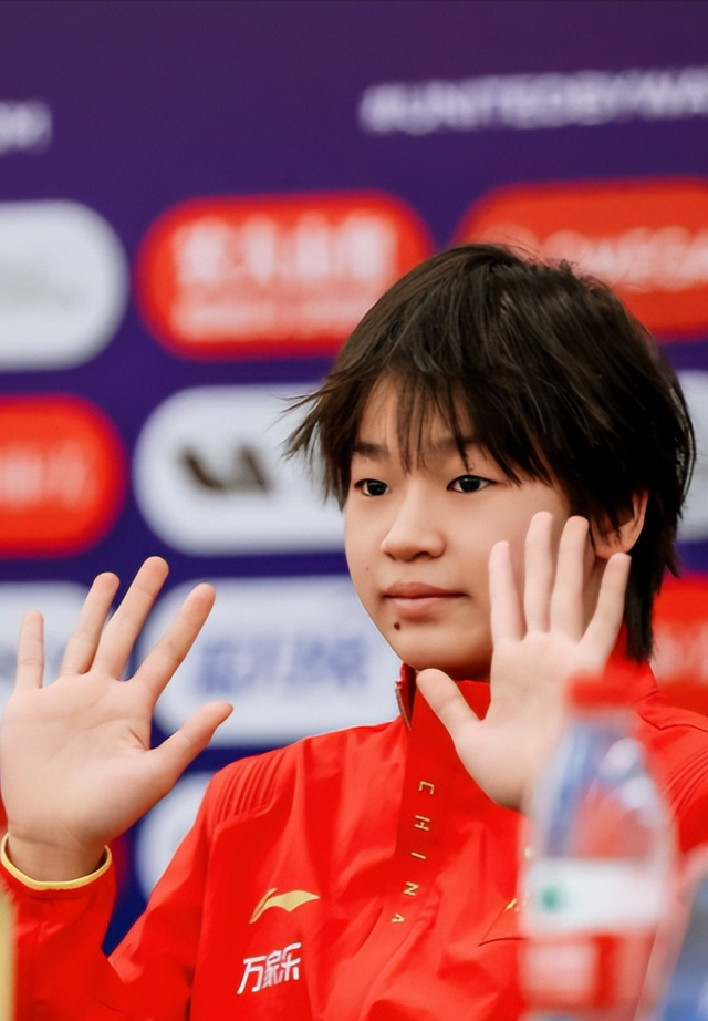 各有目的！全红婵家别墅正式封顶，令人不适的事发生，还不止一件