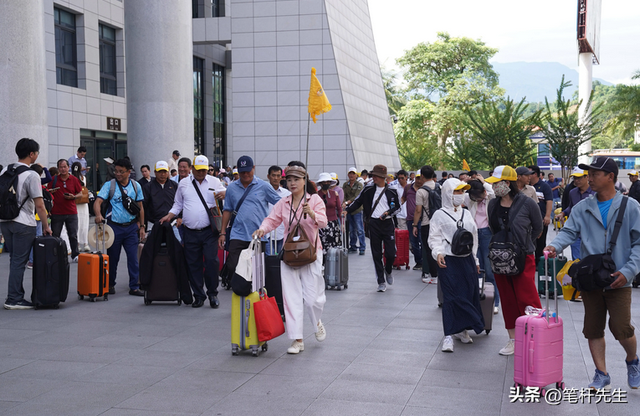 日本旅游遇退单潮！韩国奢享游逆势崛起，中国游客用脚投票
