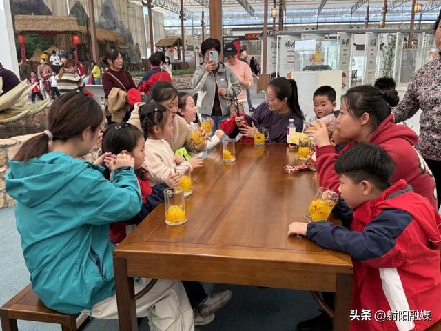 看完这朵看那朵🤩