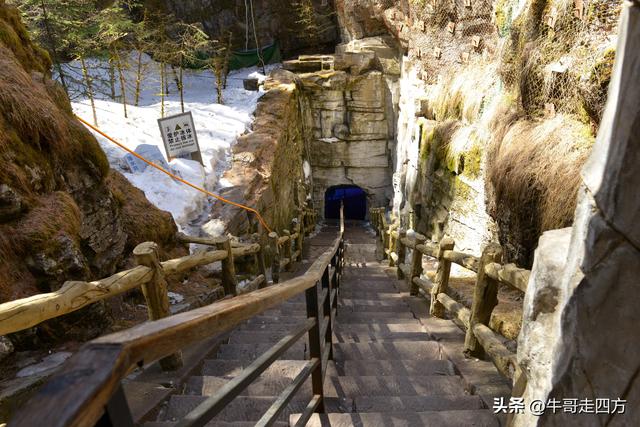 山西宁武万年冰洞：千年冰窟凝寒玉、万载岩穴锁冷光