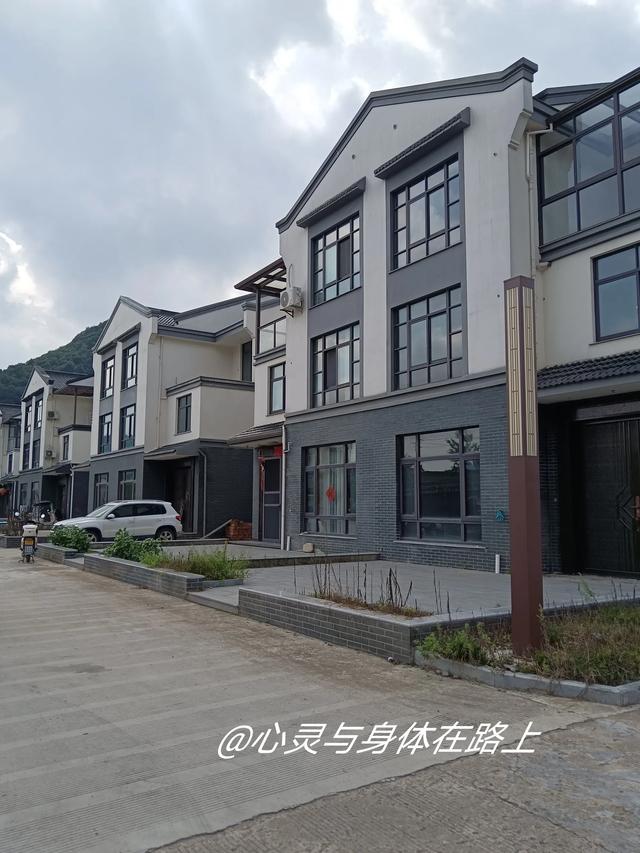 宁波东出发，一天玩转三门七个小众景点，随手一拍就是桌面壁纸。