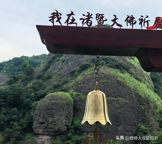 距离杭州1小时车程，藏着个“小泰山”，常年云雾缭绕，很惊艳！