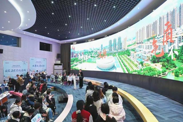 沿江高铁月底开通，长寿之乡钟祥来汉揽客