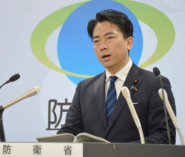 日本对中倒打一耙后，辽宁舰突然调头北上，直冲日本本岛而去？