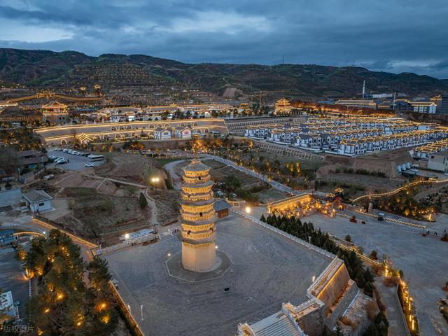 甘肃的下一个“兰州”，不是酒泉也不是天水，而是这座低调的城市