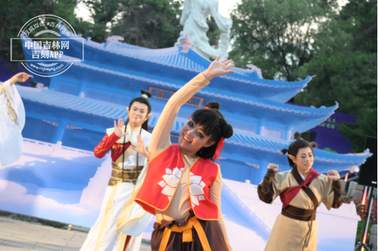 “哪吒”来吉林市江南公园啦！沉浸式演出圈粉无数