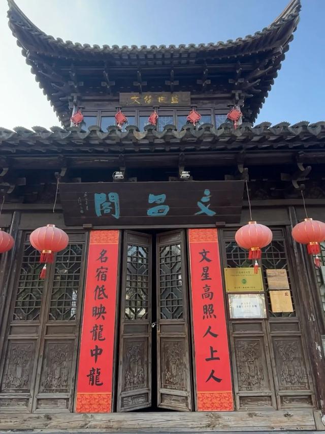 上海令人遗憾的千年古镇，毗邻市中心却没啥人气！