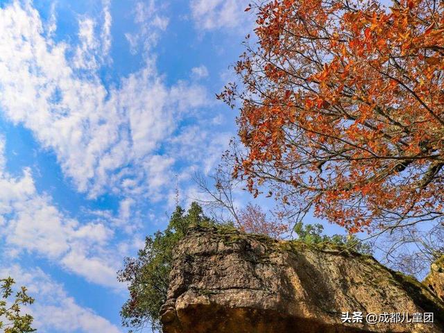 成都不远！这三个地方的红叶，美得很超过！
