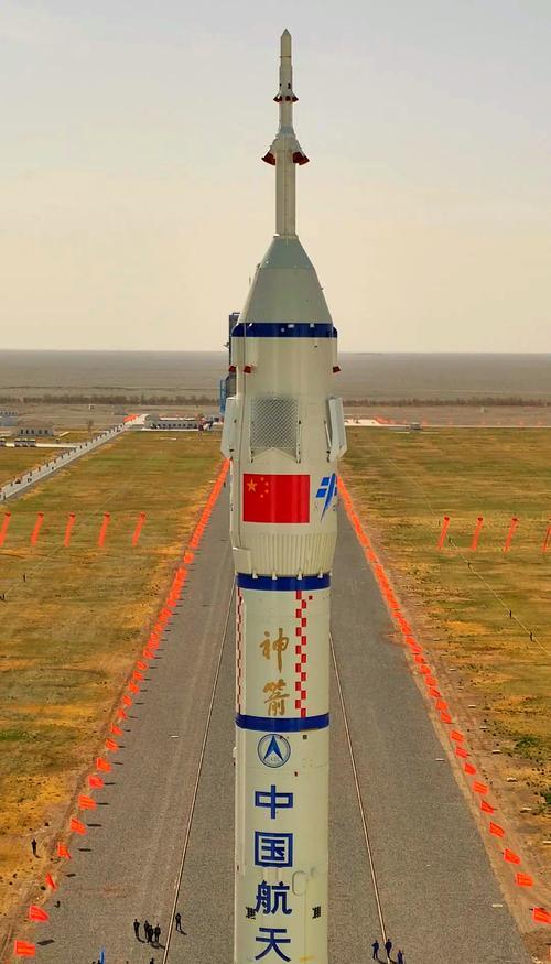 神舟二十一号成功发射！美国封锁失败，中国2030年前实现载人登月