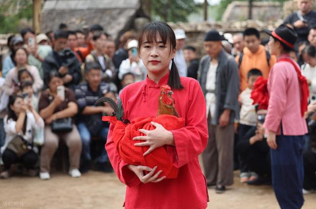 《生万物》爆火后，这个小村落突然成了万人向往之地！