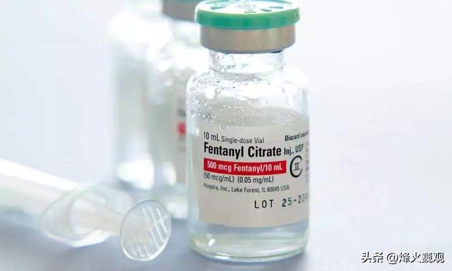 美国FBI局长秘密访华，和中方谈了件大事	，特朗普或还要对华减税