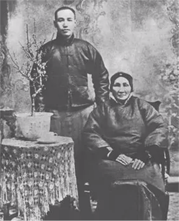 86年，浙江一尼姑还俗，嫁45岁富商，生下一子致中国至今无法统一