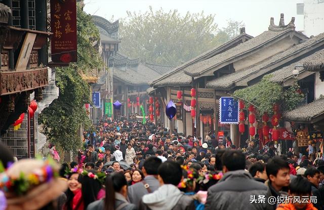 中美差距又扩大了！看了五一中美旅游市场对比发现，中国优势太大