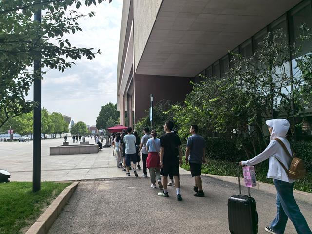 天津博物馆《商邑百工——三千年前的中国制造》展览首日爆火