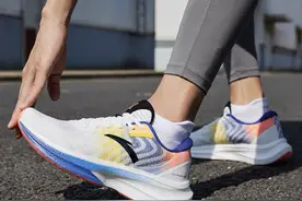 全网最全汇总，十大300元档性价比热门跑鞋，看一篇就够了图片