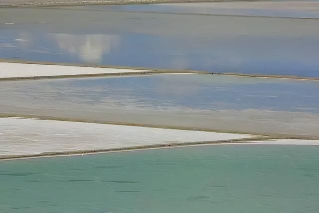 西藏私藏天空之境！人少景美扎布耶茶卡，承包整个盐湖！