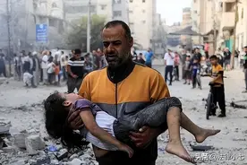 离谱！广东大叔因同情巴勒斯坦，竟被邻桌以色列留学生强迫道歉图片