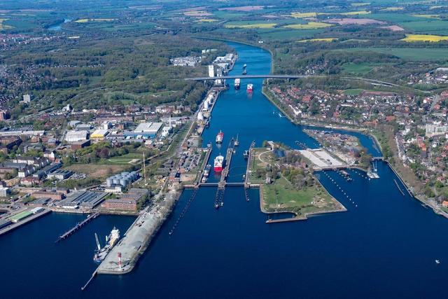 特朗普为什么突然想起来要收回巴拿马运河？