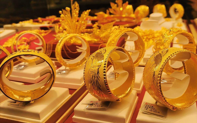 结婚买三金遇金价破1200！买不买？内行人曝2个关键	，少花冤枉钱