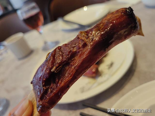 坐着高铁，游走四座城镇，轻松实现哪凉快哪待着去！