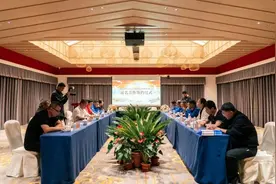 河南男排将身披“河南清明上河园”战袍亮相新赛季排超联赛图片