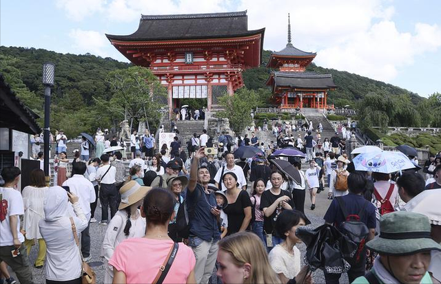 差距明显！中日韩一季度外国游客：日1000万，韩430万，中国呢？