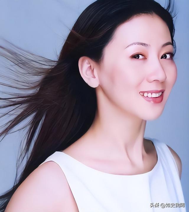 中国第一“裸模”汤加丽：走红后丈夫抛弃、父亲嫌丢脸，后来怎样