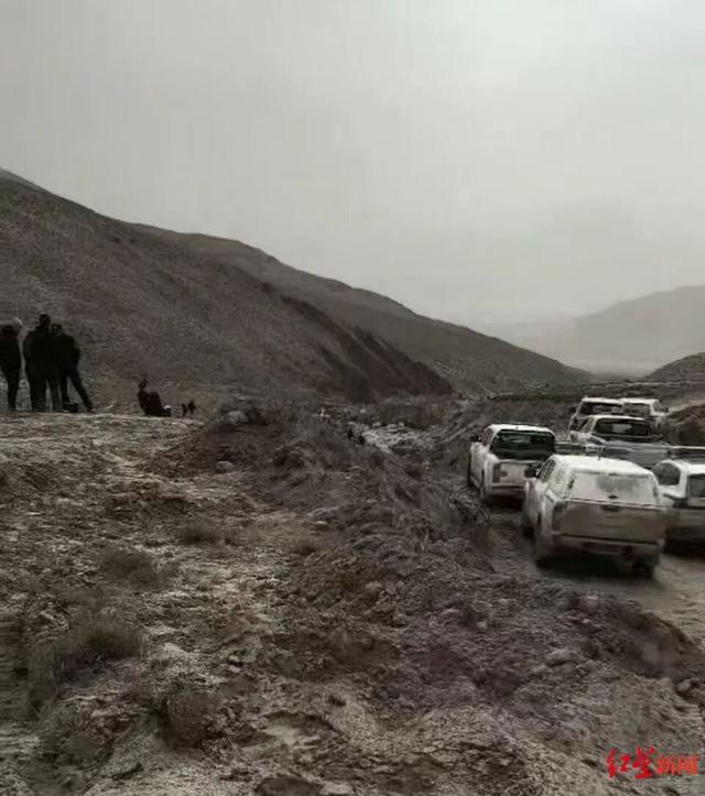 36岁男子自驾青海弃车失联两个多月，行车记录仪画面曝光：陌生人用被单遮挡镜头