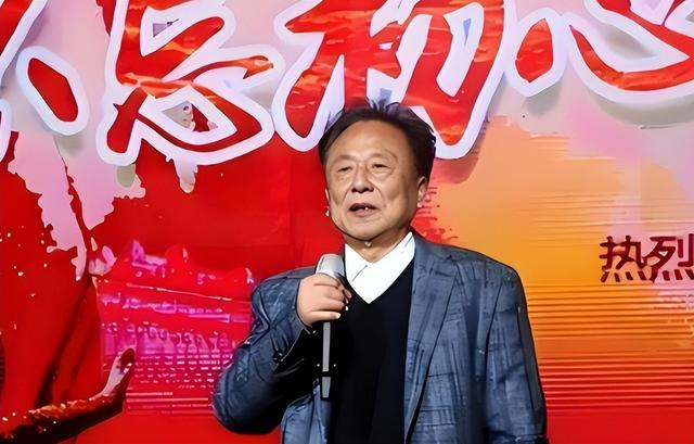 包养多名情妇，生下11个私生子，70多岁潜逃时仍要生娃！他是谁？