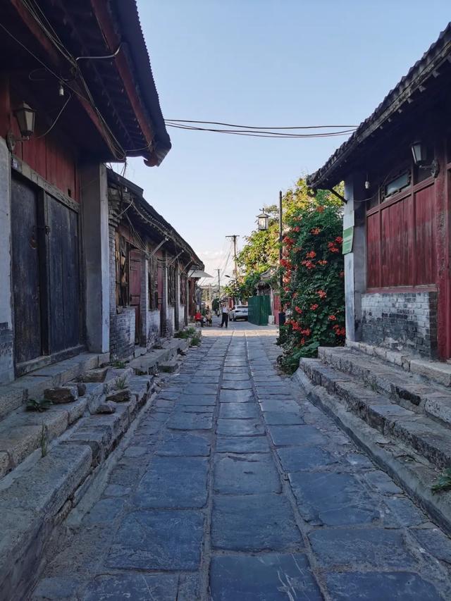 山东，有一座2000年前的一线城市，去青州古城赶一场槐花雨