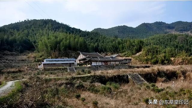 探秘福州罗源凤山寺：千年古刹的传奇与新生