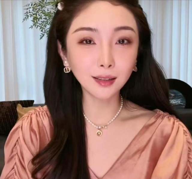 “买英国精子生3娃”的山东女人，8年后现状曝光！如今她后悔不？