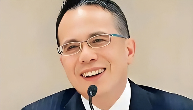 千亿身价又有何用？97岁的李嘉诚近况曝光无力回天，两儿子成心病