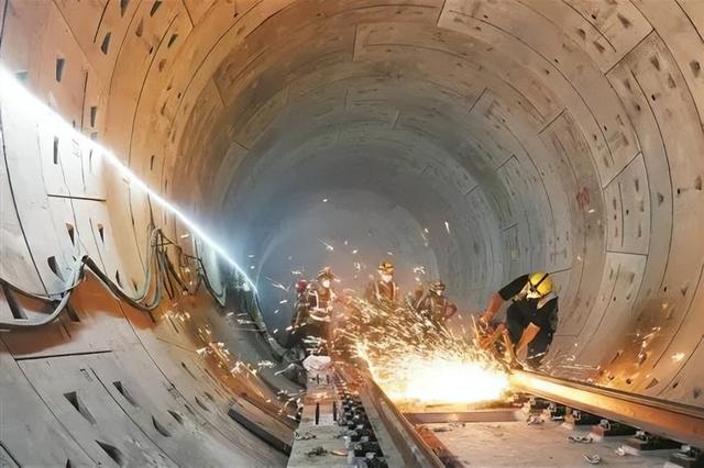 深圳北站停车场2025最新一天收费多少钱