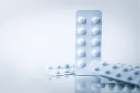 利用癌症病人就诊卡大量买卖管制精神药品，是卖药还是贩毒？图片