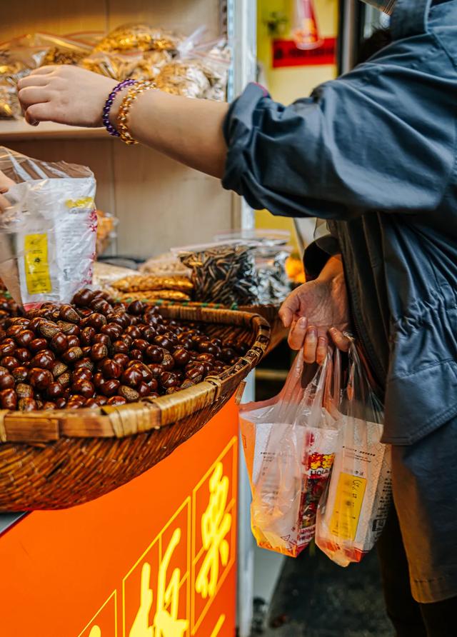 捕捉江汉路秋日心动，速戳收藏城市温柔