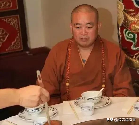 释永信武功高强 被带走时为何不敢反抗？一位老警察透露其中缘由
